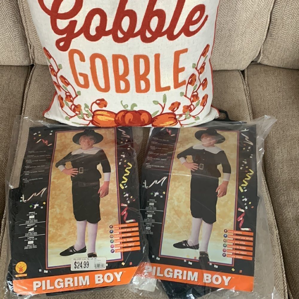 2rubiespilgrimboy Costumes